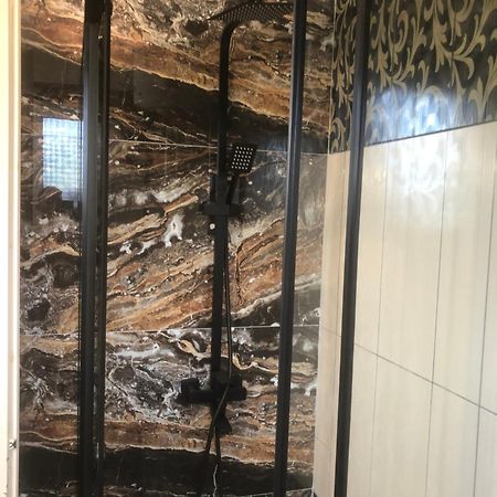 Luxury Apartments Christos 고우비아 외부 사진