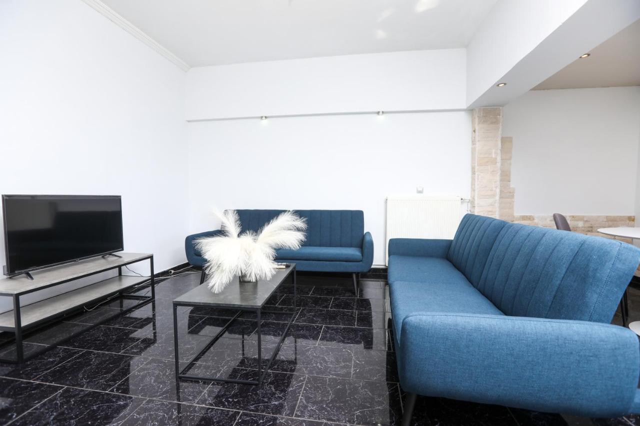 Luxury Apartments Christos 고우비아 외부 사진