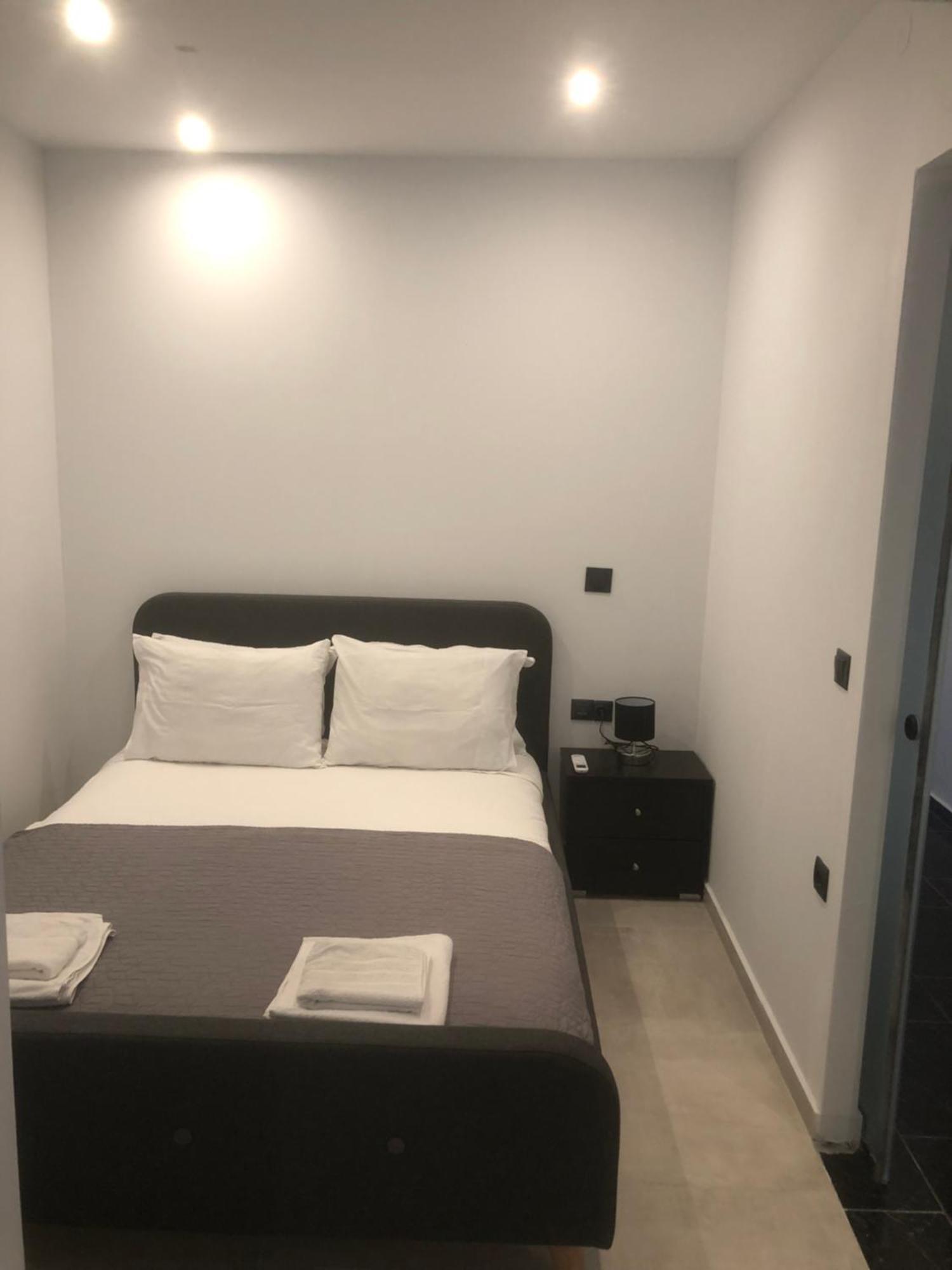 Luxury Apartments Christos 고우비아 외부 사진